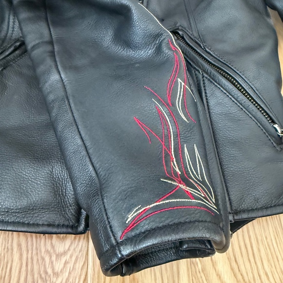 Harley Davidson Women's Leather Jacket Rare Size X-Small - Picture 4 of 6